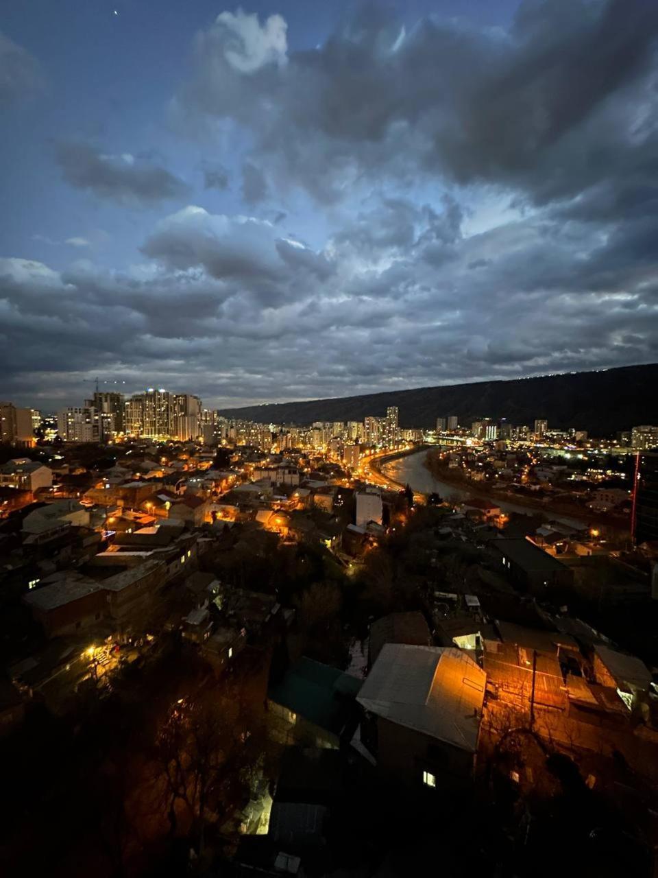 Apartments With View 트빌리시 외부 사진