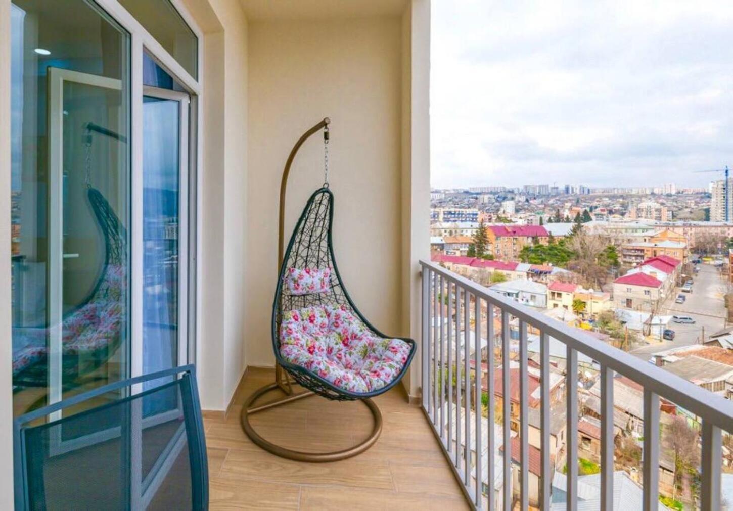 Apartments With View 트빌리시 외부 사진